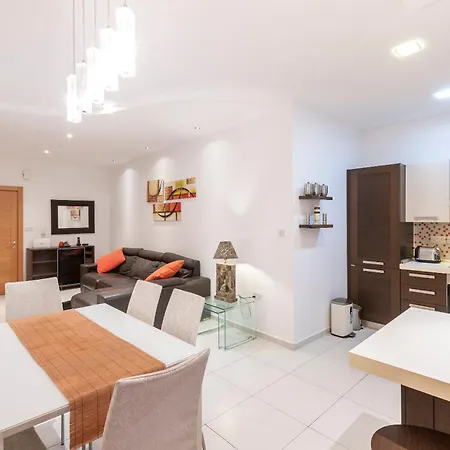 Bluemarine Suite-hosted By Sweetstay San Ġiljan