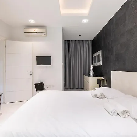 Apartment Bluemarine Suite-hosted By Sweetstay San Ġiljan