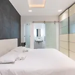 Bluemarine Suite-hosted By Sweetstay *