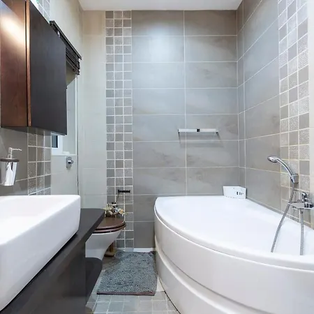 Bluemarine Suite-hosted By Sweetstay Appartement San Ġiljan