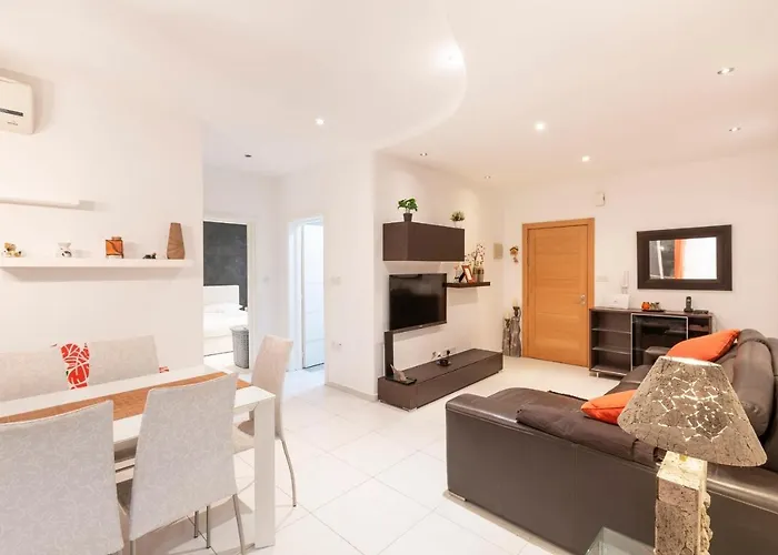 Bluemarine Suite-hosted By Sweetstay Apartamento *